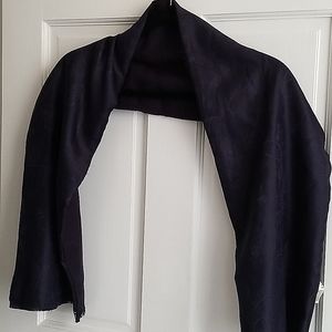 Ladies Berkshire navy scarf
